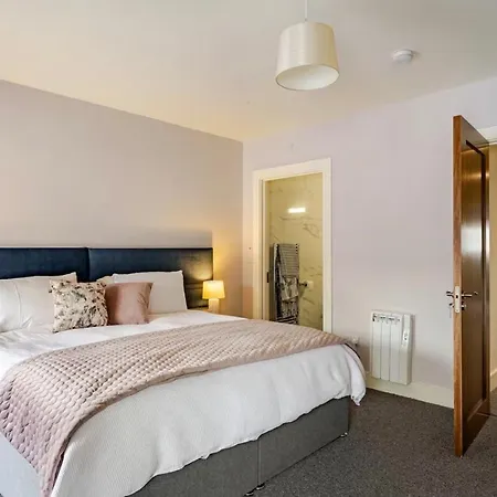 Uptown Retreat Killorglin
